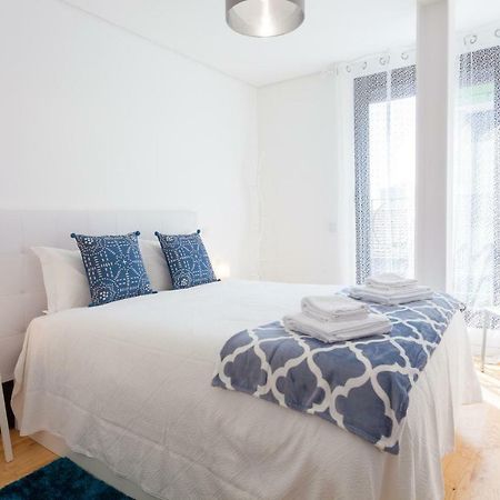 Apartemen 70 m² dengan 1 kamar tidur dan 1 kamar mandi pribadi di Cedofeita Porto Bagian luar foto